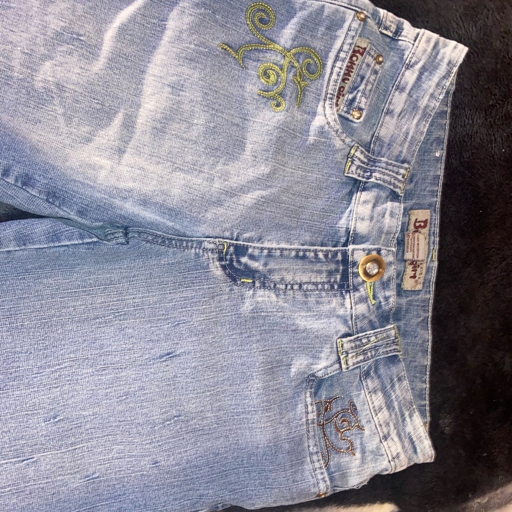 Blue Boot Cut Jeans with Classic Features